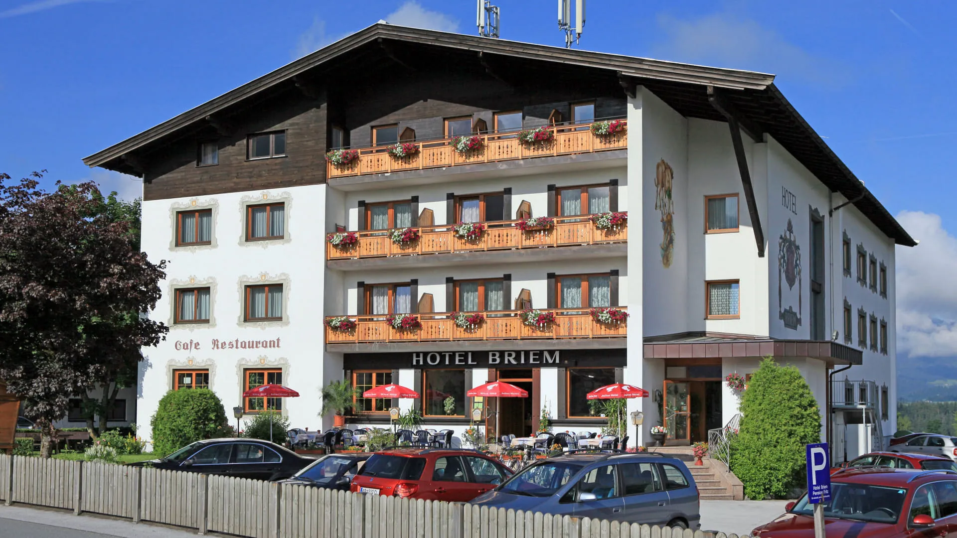 Hotel Briem in Westendorf mit Restaurant und Terrasse